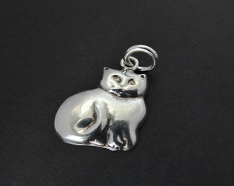Vintage Puffy Silver Cat Charm - Marked 925?, Cat Pendant, Cat Lady, Silver Cat, Kitty, Kitten, Vintage Charm