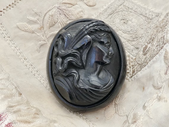 Victorian Whitby Jet Cameo Brooch - Gothic, Mourn… - image 2