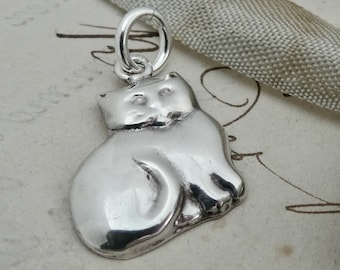 Vintage Puffy Silver Cat Charm - Marked 925?, Cat Pendant, Cat Lady, Silver Cat, Kitty, Kitten, Vintage Charm