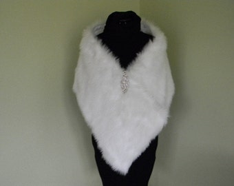 Ivory faux fur wrap bridal wrap faux fur shrug faux fur stole faux fur shawl faux fur cape BW-0022