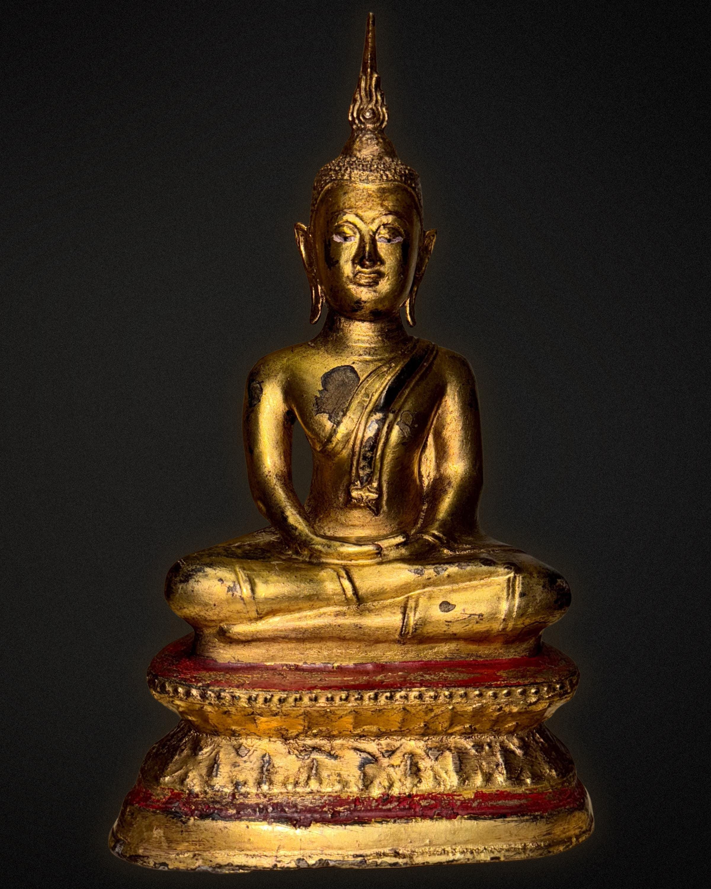 Buddhist Art: Antique Fire-gilded Bronze Buddha Sculpture From Lan