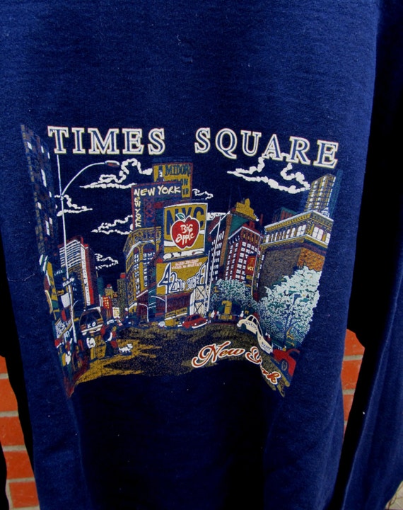 New York Sweatshirt /Times Square a classic New Y… - image 2