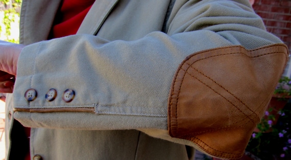Womens Classic Orvis Travel Sport Jacket /XL / 3 Button + Interior Pockets Elbow Pads / Khaki/ Sportwear Fishing Hunting/ Full Size