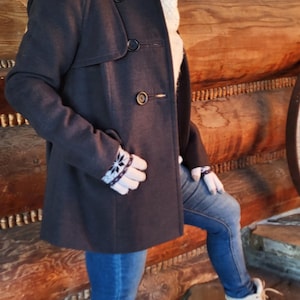 Vintage gray peacoat double breasted naval jacket with large lapels and buttons - short wool coat