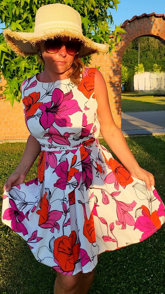 cotton garden party dress Lovely Retro Floral Cotton Dress – Vintage Style Summer Sundress – 100%  Cotton – Garden Party Picnic Dress – UK 14 / US 10 / EU 42