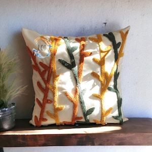 Fodera per cuscino floreale realizzata con tecnica Punch Needle: cuscino in lino fatto a mano, Pinterest, regalo, arredamento per la casa