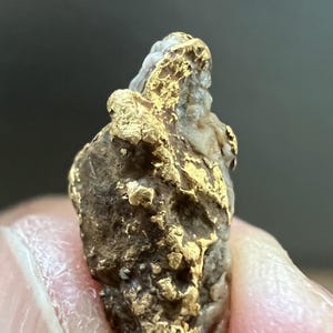 3.46 Gram Australian Natural Gold nuggets, unique quartz gold specimen from Central Queensland, Australia, for collection