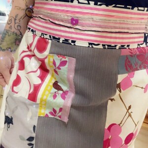Lapptäcke halvförkläde: Återvunnen quiltad design med bandknyten