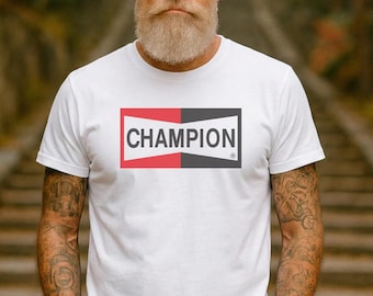 Camiseta blanca vintage con logo retro de Champion Spark Plugs
