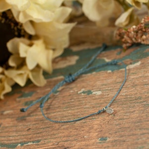 Boho chic waterproof bracelet with feather charm, cornflower blue, layering bracelet, beach jewelry, adjustable, surf bracelet