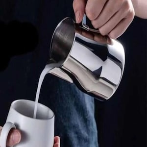 Jarra profesional de acero inoxidable para espumar leche: jarra vaporizadora de calidad barista para café y arte latte