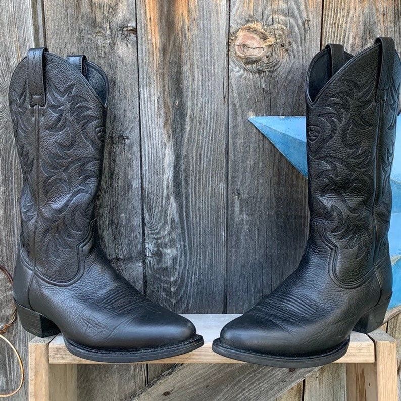 by Ariat western boot Men/'s black on black