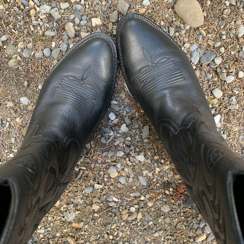 by Ariat western boot Men/'s black on black