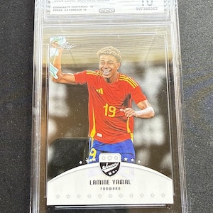 Lamine Yamal 2024 Leaf Soccer CCG 10 RC