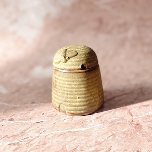 Vintage Charmouth Pottery Honey Pot – Bee & Beehive Stoneware Jar – Cottage Kitchen