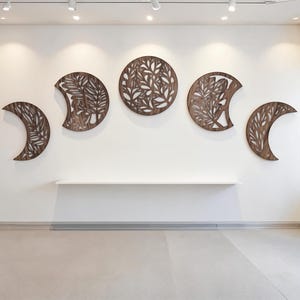Lunar Botanical Moon Phase Wall Art Set – Boho Wood Cutout Crescent Moon Decor for Bedroom, Living Room, Nursery or Yoga Studio (Set of 5)