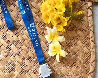 United Airlines Seatbelt Buckle Lanyard – Aviation-Inspired Buckle & ID Holder