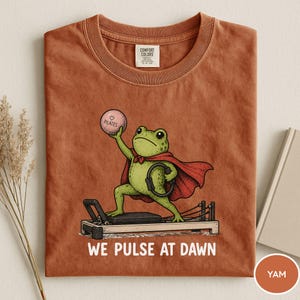 Comfort Colors® Funny Pilates Shirt, Pilates Lover Shirt, Pilates Fan Shirt, Pilates Lover Gift, Cute Pilates Shirt, Funny Frog Pilates Tee Yam
