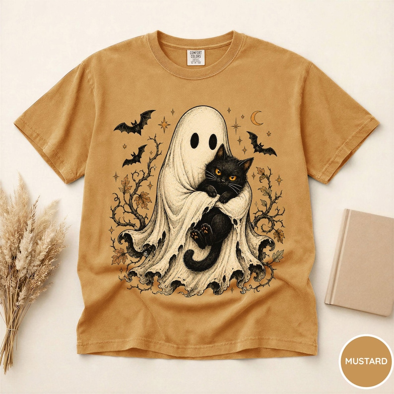 Comfort Colors® Halloween spökkatt-tröja, spökehållande svart katt-tröja, läskig säsong kattälskare-gåva, vintage Halloween-grafik-tröja, spöke Mustard