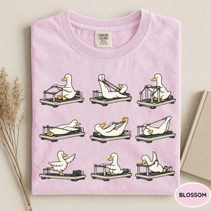 Comfort Colors® Pilates Gans Shirt, lustiges lustiges lustiges Gans Pilates Shirt,Reformer Pilates T-Shirt, Pilates Mädchen Geschenk, Pilates Liebhaber Shirt, Workout Blossom