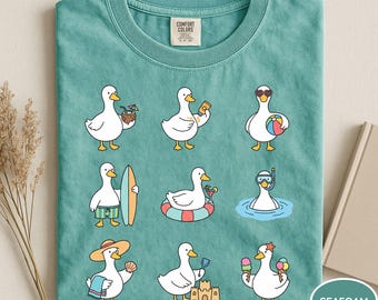 Maglietta Comfort Colors® Summer Goose, maglietta con oca da spiaggia, maglietta divertente per le vacanze, maglietta con grafica costiera carina, top estivo con estetica da spiaggia, oca buffa
