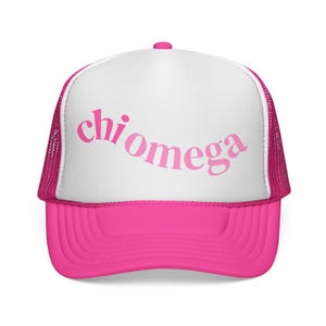Cappellino da camionista Chi Omega Pink Wave, Cappello da confraternita Chi O, Abbigliamento Chi Omega Greek Life, Regalo per la confraternita Rush, Cappellino da baseball Lil Sister, Giorno della partita Chi O