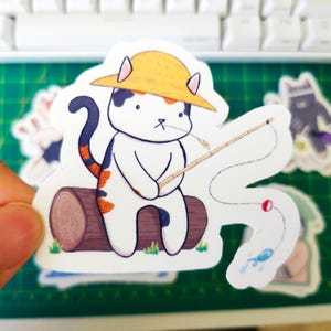 Gato pescador - Atigrado naranja - Pegatina de sombrero de paja para pescar - Papelería hecha a mano por un artista