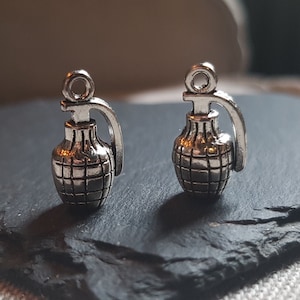 2 x Silvertone Grenade Charms - 18mm x 10mm - Fast Shipping from UK Seller
