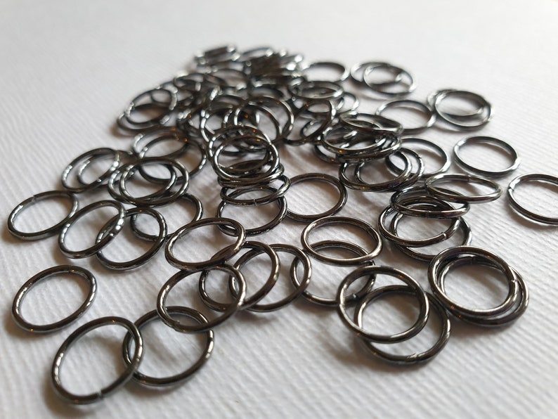 10mm Gunmetal Black Jump Rings 100 pieces Large jump rings Jewellery Findings image 3