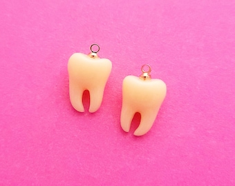 2 x Resin Teeth Charms - Fast Shipping from UK Seller