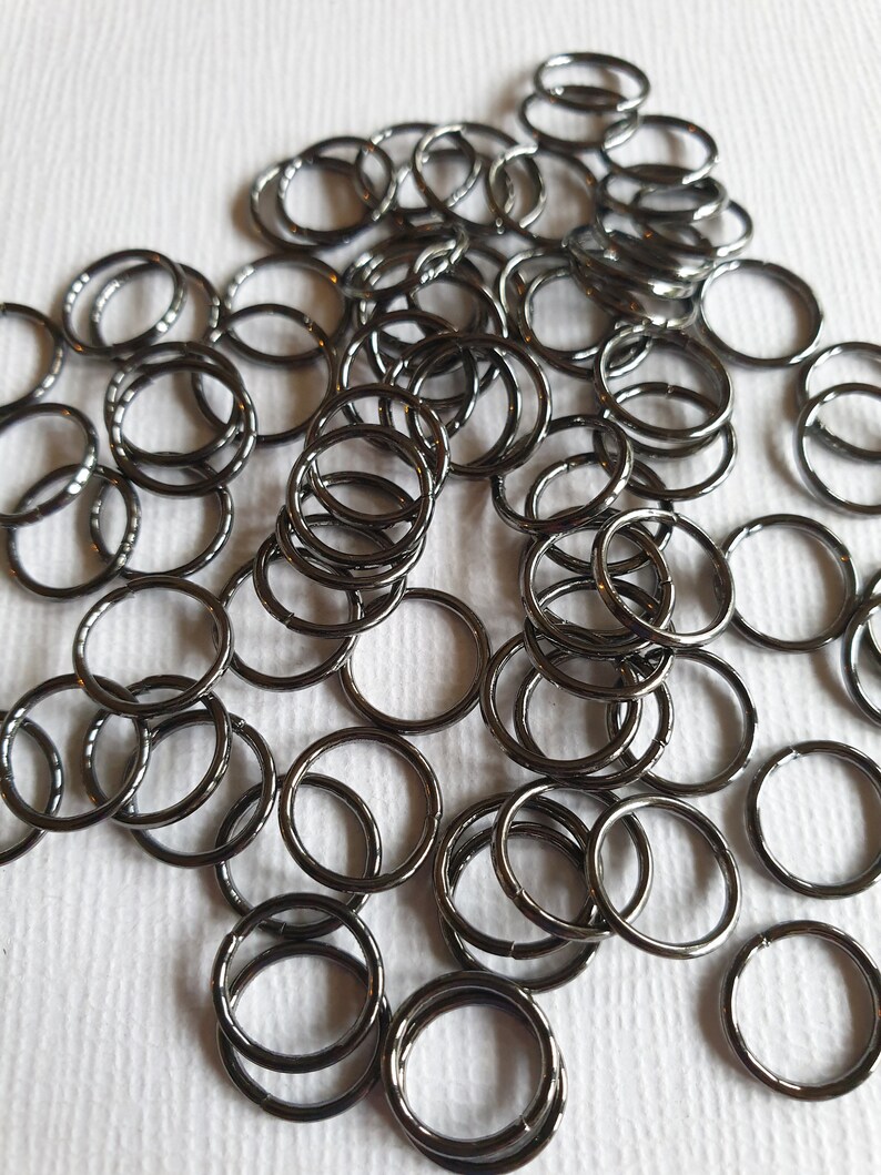 10mm Gunmetal Black Jump Rings 100 pieces Large jump rings Jewellery Findings image 4