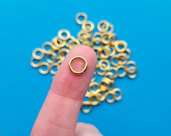 8mm Gold Plated Jump Rings 100 pieces - Large jump rings - Strong Jewellery Findings