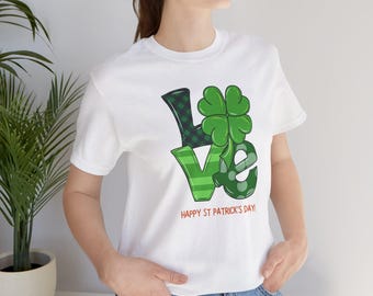 Love Irish Clover Shirt Irish Shirt St Patricks Day Shirt, March 17th Parade tee, irish Pride Tee, Irish Gift for her or him, Fun Irish Tee