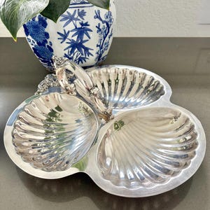 Wallace Baroque Silver Plate Three Shell Divided Serving Dish #20, Vintage Scallop Shell Relish Tray with Handle, Holiday Entertaining