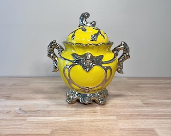 Oshun Porcelain Tureen: Yellow Santo Sopera with Gold Detail