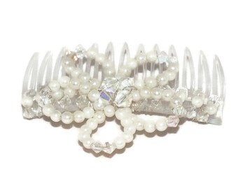 Hair comb with cream glass pearls and crystals and beaded flower decoration