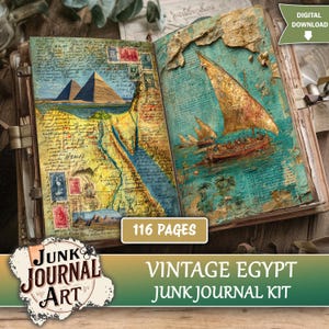 Può includere: Kit di diario vintage aperto con 116 pagine. Il diario presenta illustrazioni dell'antico Egitto, tra cui piramidi, mappe e barche. La copertina ha un aspetto invecchiato con il testo "Vintage Egypt Junk Journal Kit".