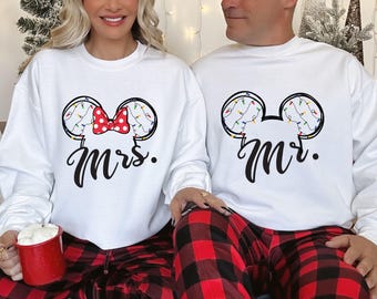 Disney Weihnachten Flitterwochen Shirt, Mr. und Mrs. Xmas Paar T-Shirt, Weihnachten Frau Mann Shirt, Zukünftige Frau Weihnachten Sweatshirt