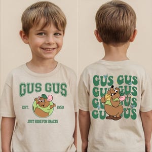 Puede incluir: Un letrero de madera rústica con el texto "Welcome to our home" en letras blancas. El letrero presenta un acabado envejecido y un diseño simple y acogedor, ideal para un porche o entrada.