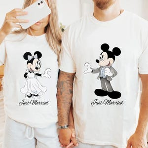 Camiseta Disney &quot;Recién Casados&quot;, camiseta de Mickey y Minnie, camisetas de luna de miel de Disney, camisetas de aniversario de bodas, camisetas de Sr., Sra., Esposo y Esposa
