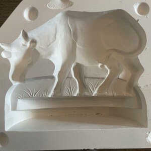Gare L-836 Vintage 1983 Ceramic Slip Casting Mold Grazing Cow