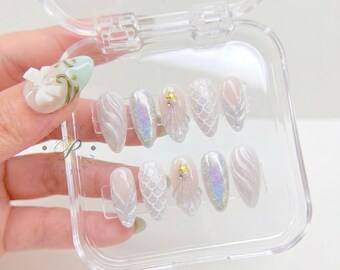 White Mermaid Seashell Press On Nails, Iridescent Pearl Handmade Nails, 3D Starfish Fake Nails, Bridal Beach Glue On Nails