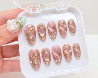 Uñas postizas de mariposa rosa, uñas de mariposa dorada, uñas celestiales lunares, uñas postizas de perlas elegantes, uñas rosas de lujo