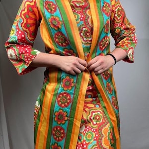 Vintage 1970s Multicolor Floral Psychedelic Kaftan Dress Maxi