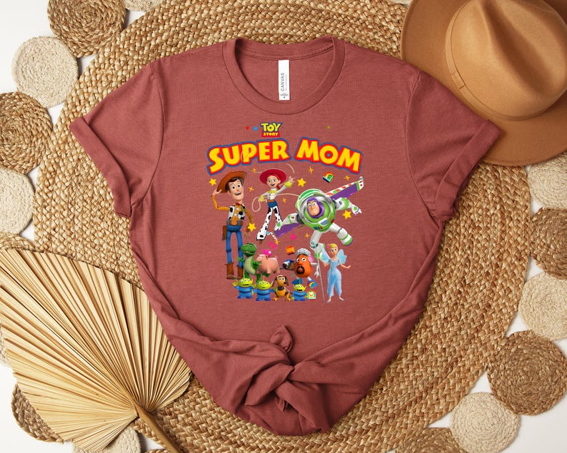 Toy Story Super Mom Shirt, Buzz Woody Jessie Mom Tee, Mothers Day Shirt, Super Mom Graphic Tee, Pixar Mom Gift Shirt bild 5