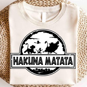 Hakuna Matata Disney Animal Kingdom chemise le roi lion Simba Timon Pumbaa Zazu t-shirt et sweat-shirt Disney maman et papa vacances en famille chemise cadeau
