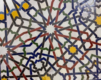 Moderne Marokkaanse Zellige-tegels, handgemaakte keramische wandtegels, minimalistische badkamer- en keukenachterwanddecoratie.