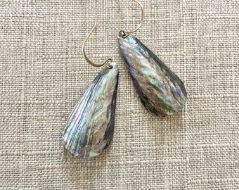 The Luna - Pen Clam Shell tear drop earrings