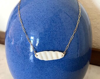 The Fogland Tumbled Clam Shell Necklace – 14k Gold Filled Paperclip Chain Handmade