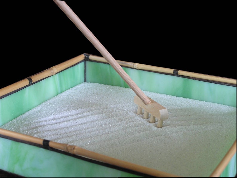 White Sand Rake Pattern Zen Sand Garden in Purple Glass and Bamboo - PR16 - Etsy